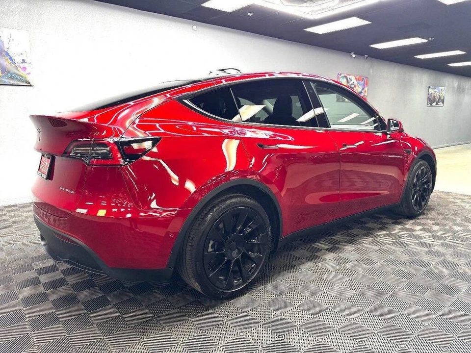 2021 Tesla Model Y - Image 15 of 21