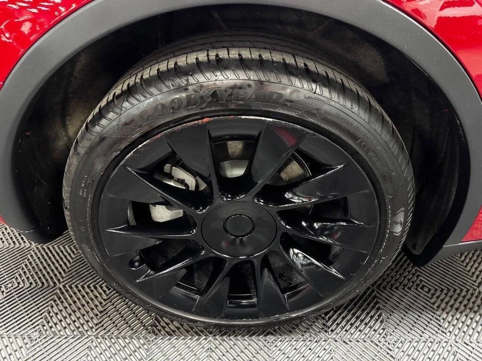2021 Tesla Model Y - Image 19 of 21
