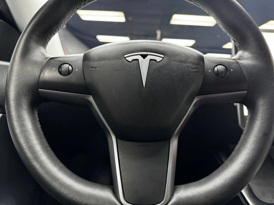 2021 Tesla Model Y - Image 20 of 21