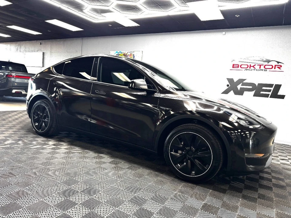 2021 Tesla Model Y - Image 2 of 12