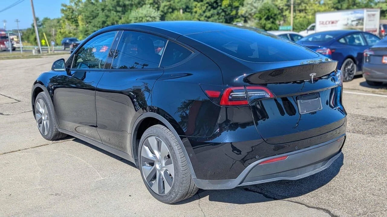 2021 Tesla Model Y - Image 6 of 12