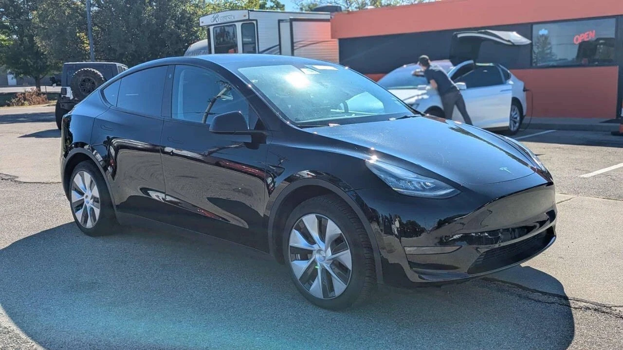 2021 Tesla Model Y - Image 3 of 12