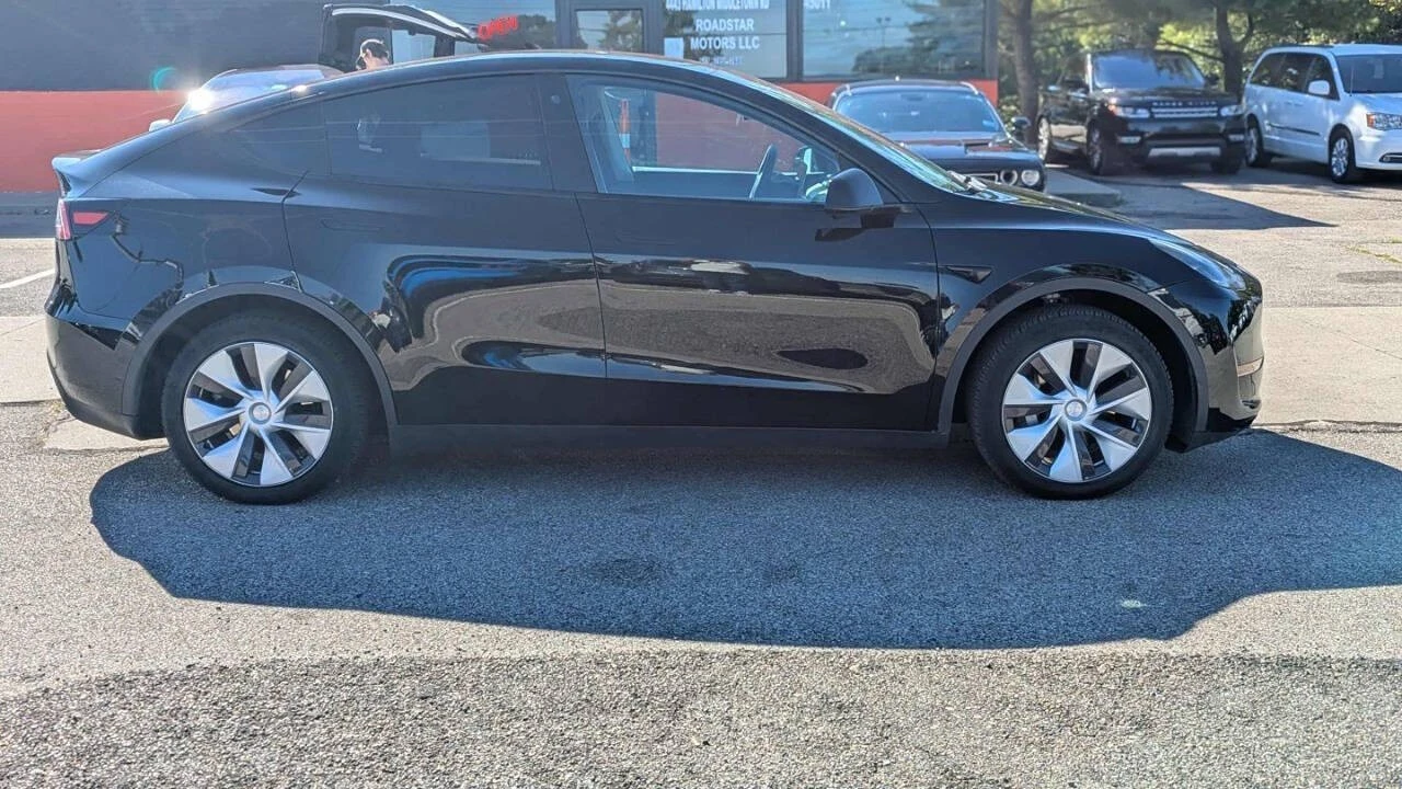 2021 Tesla Model Y - Image 5 of 12