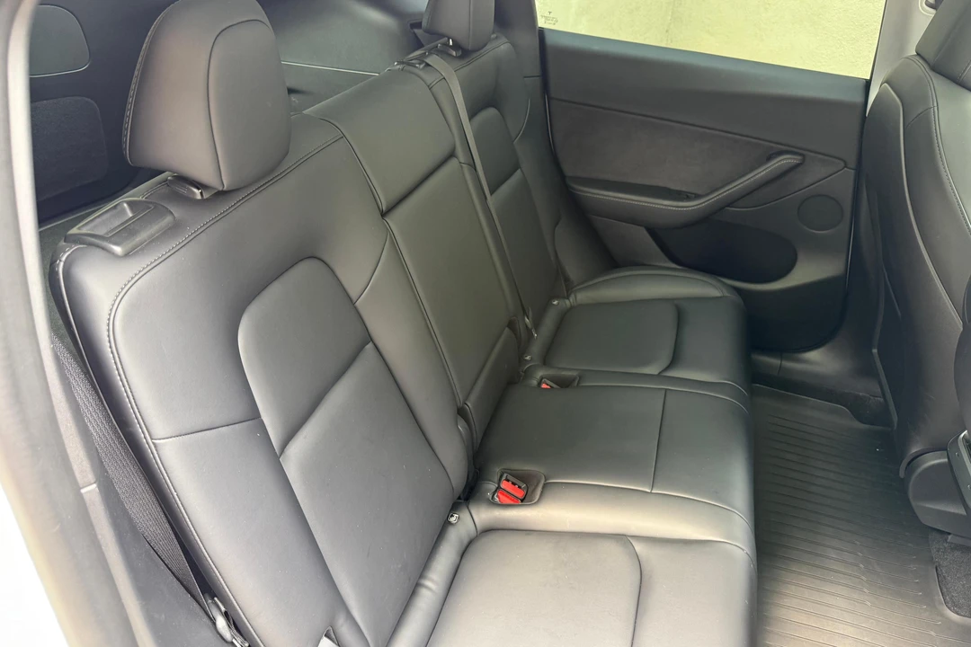 2021 Tesla Model Y - Image 26 of 31