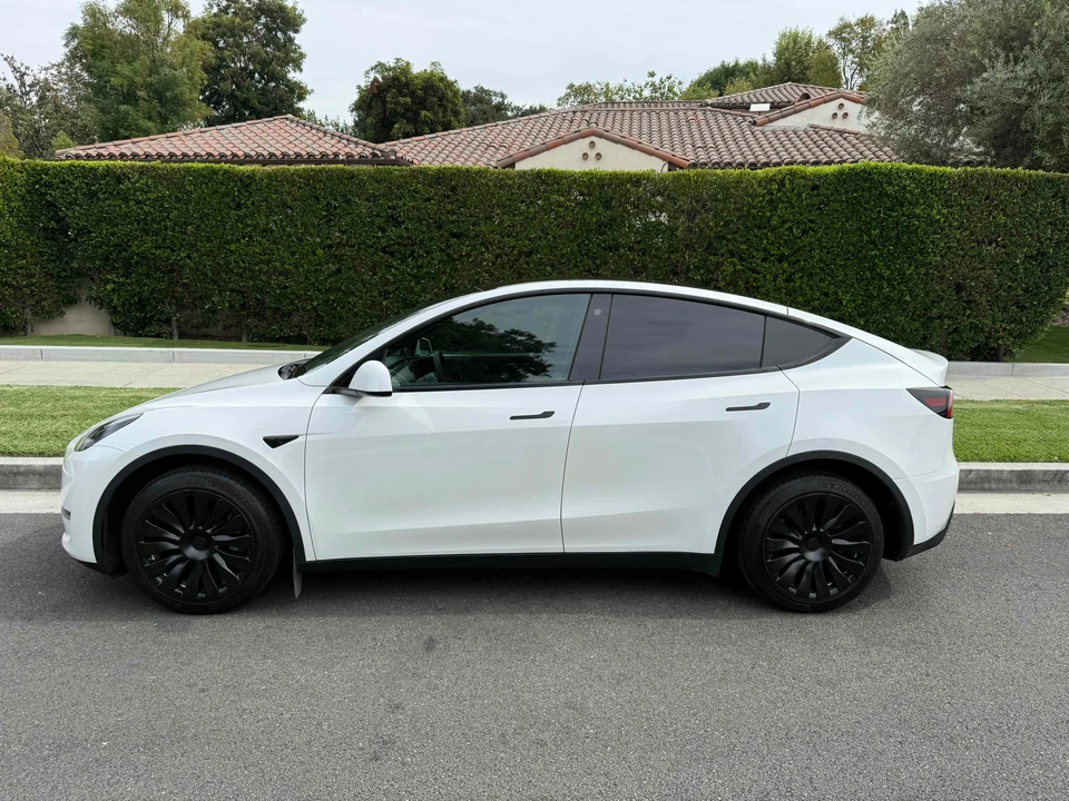 2021 Tesla Model Y - Image 6 of 31
