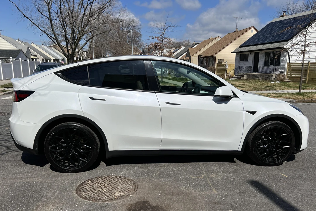 2021 Tesla Model Y - Image 3 of 17