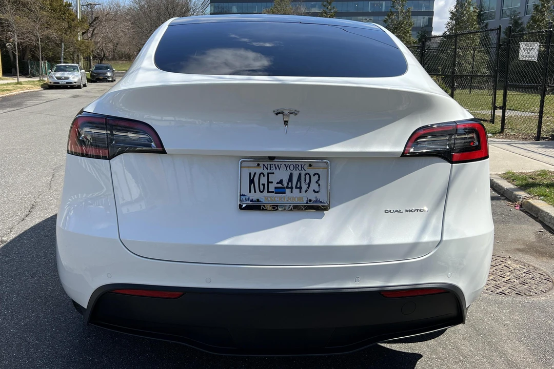 2021 Tesla Model Y - Image 5 of 17