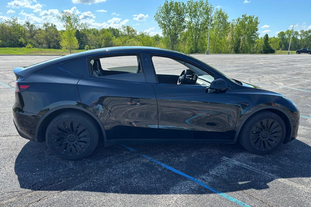 2021 Tesla Model Y - Image 3 of 31