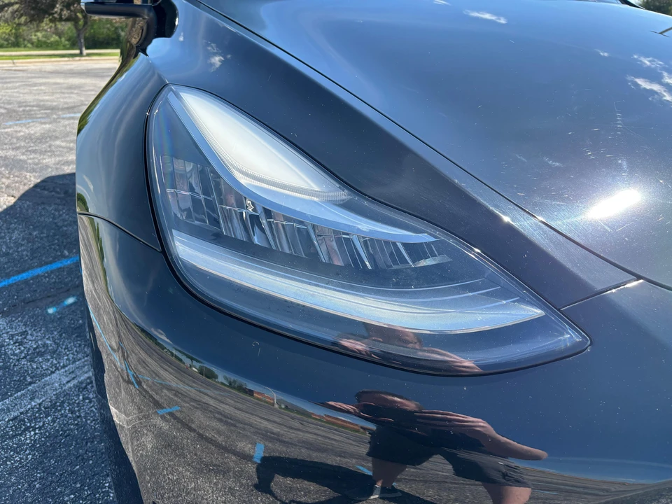 2021 Tesla Model Y - Image 12 of 31