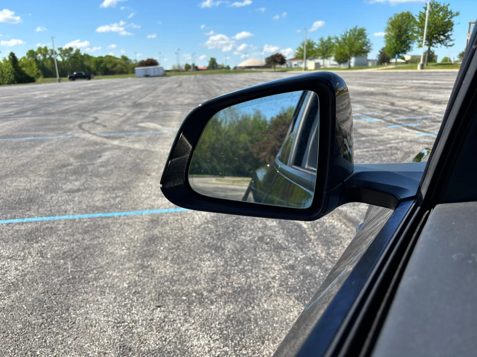 2021 Tesla Model Y - Image 16 of 31