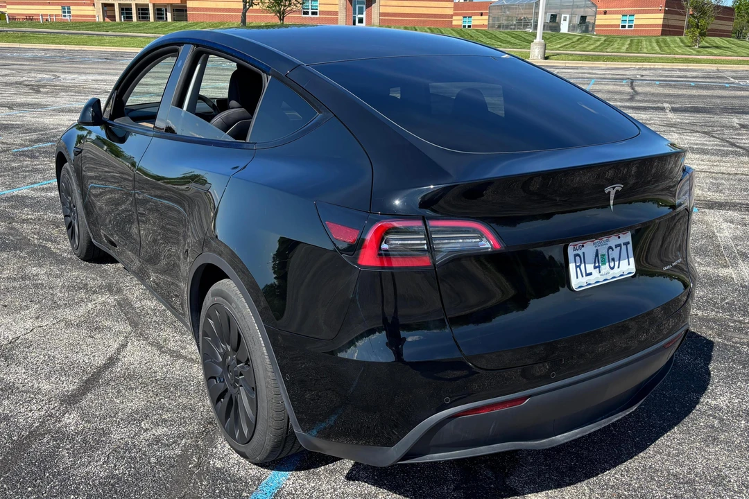 2021 Tesla Model Y - Image 4 of 31