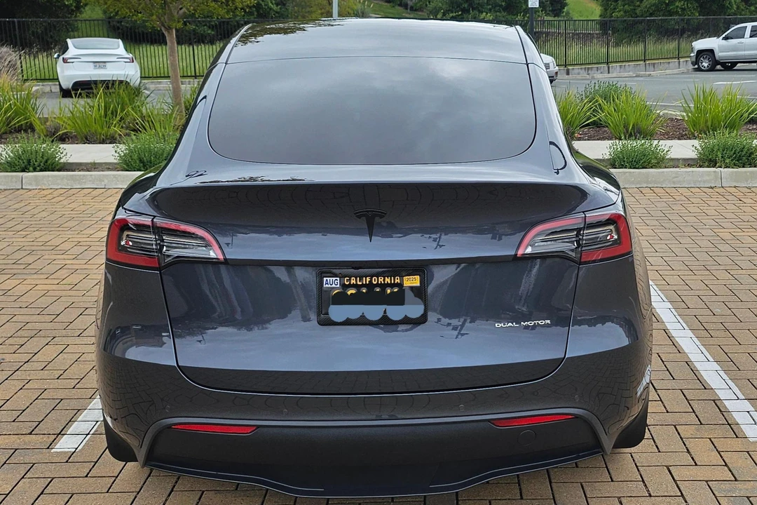 2021 Tesla Model Y - Image 5 of 31