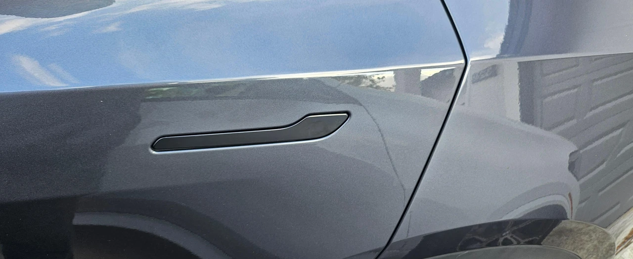 2021 Tesla Model Y - Image 25 of 31