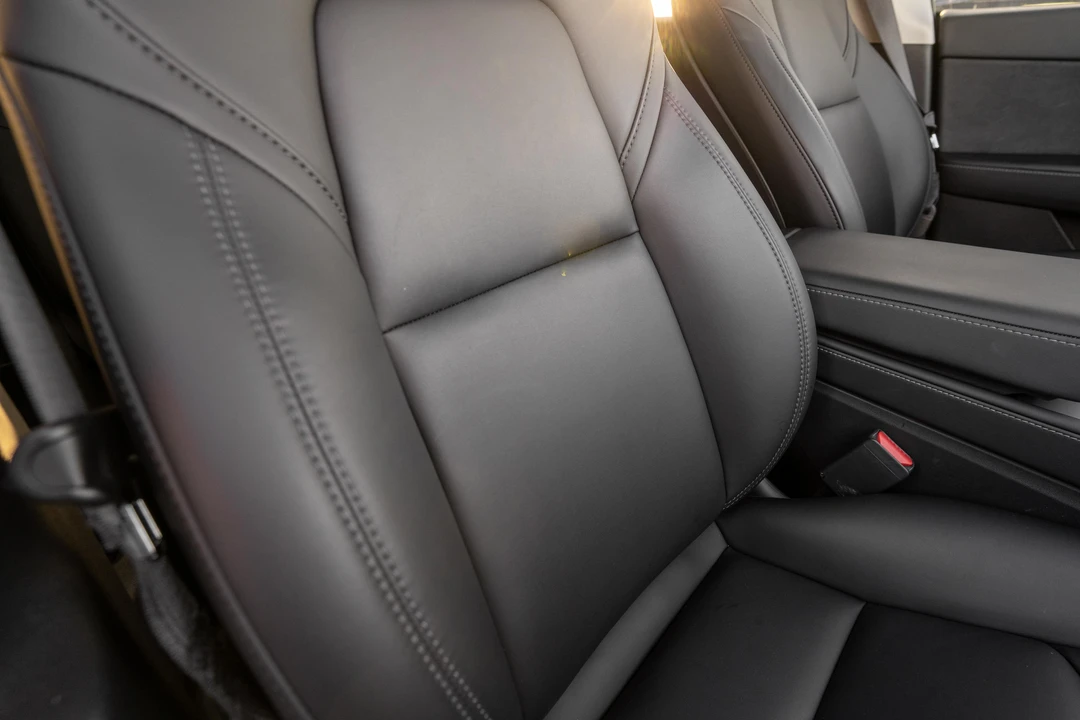 2021 Tesla Model Y - Image 24 of 31