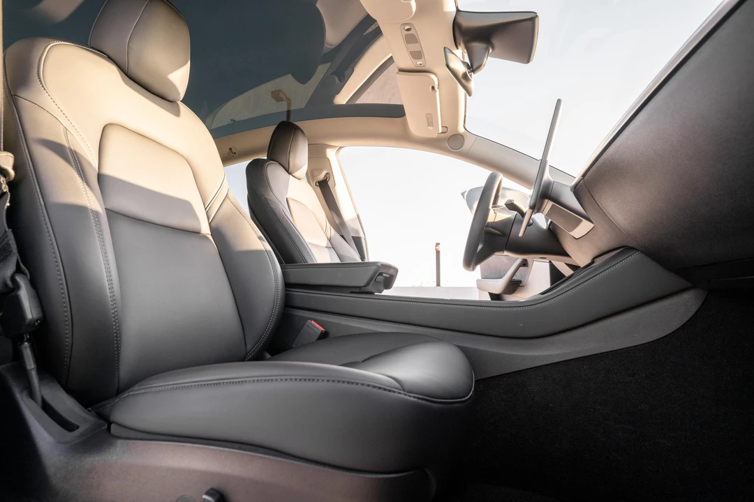 2021 Tesla Model Y - Image 21 of 31