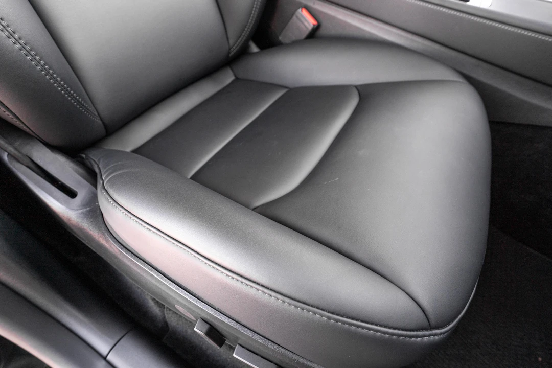 2021 Tesla Model Y - Image 26 of 31
