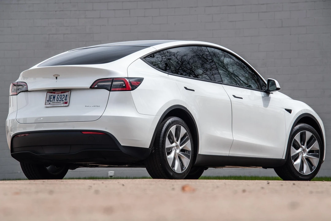 2021 Tesla Model Y - Image 5 of 31