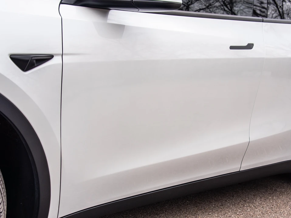 2021 Tesla Model Y - Image 28 of 31