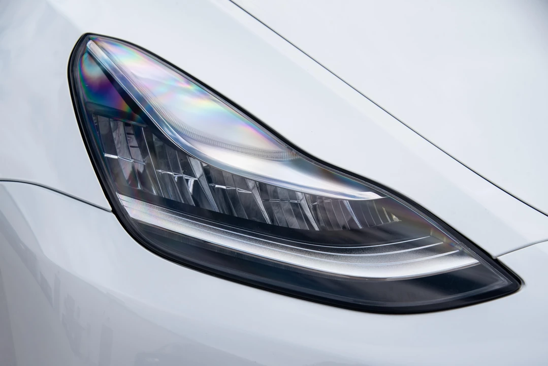 2021 Tesla Model Y - Image 19 of 31