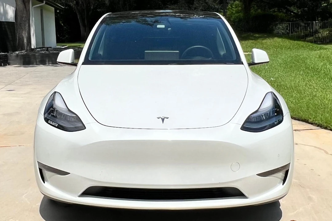 2021 Tesla Model Y - Image 2 of 31