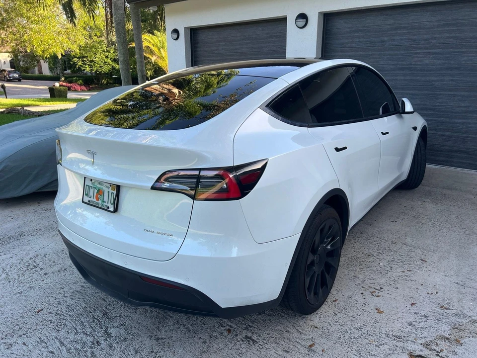 2021 Tesla Model Y - Image 14 of 31