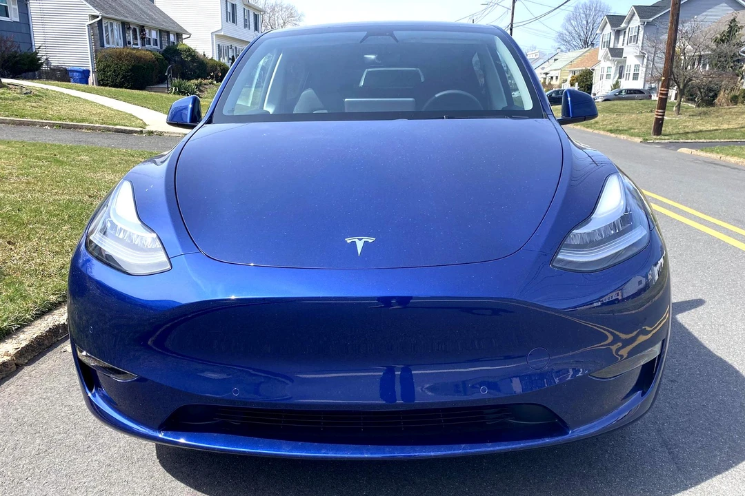 2021 Tesla Model Y - Image 2 of 31