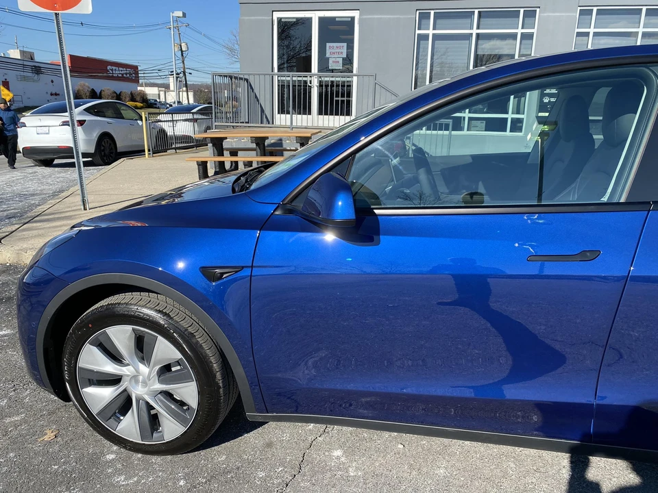 2021 Tesla Model Y - Image 21 of 31