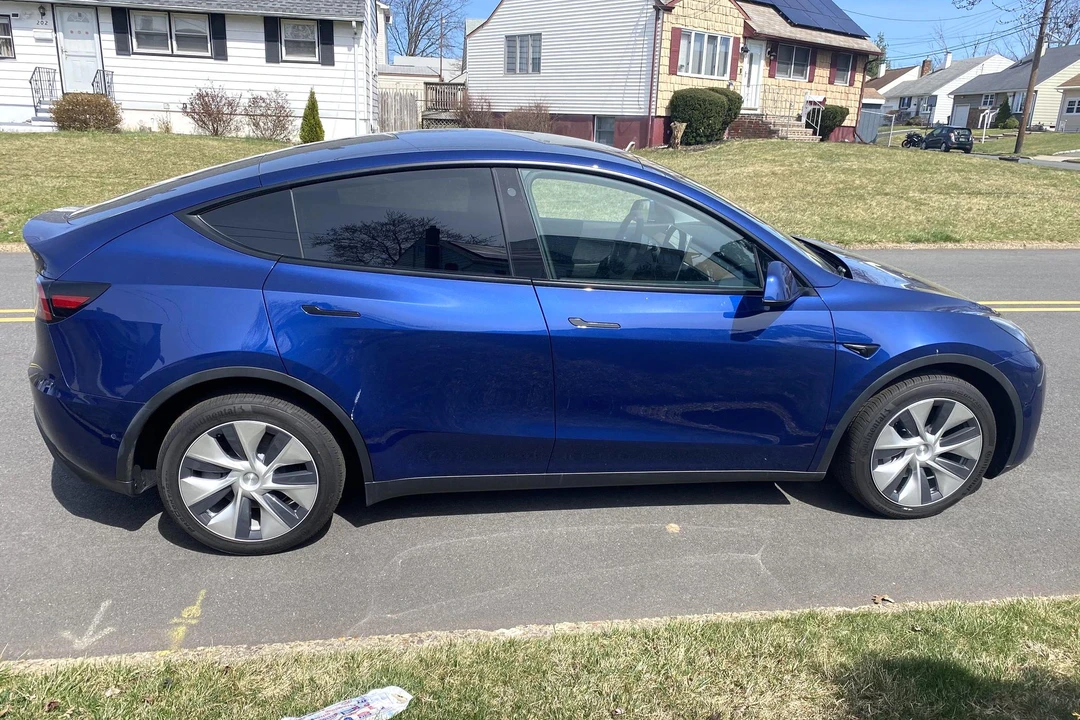 2021 Tesla Model Y - Image 3 of 31
