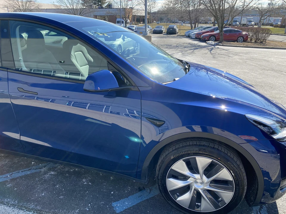 2021 Tesla Model Y - Image 29 of 31