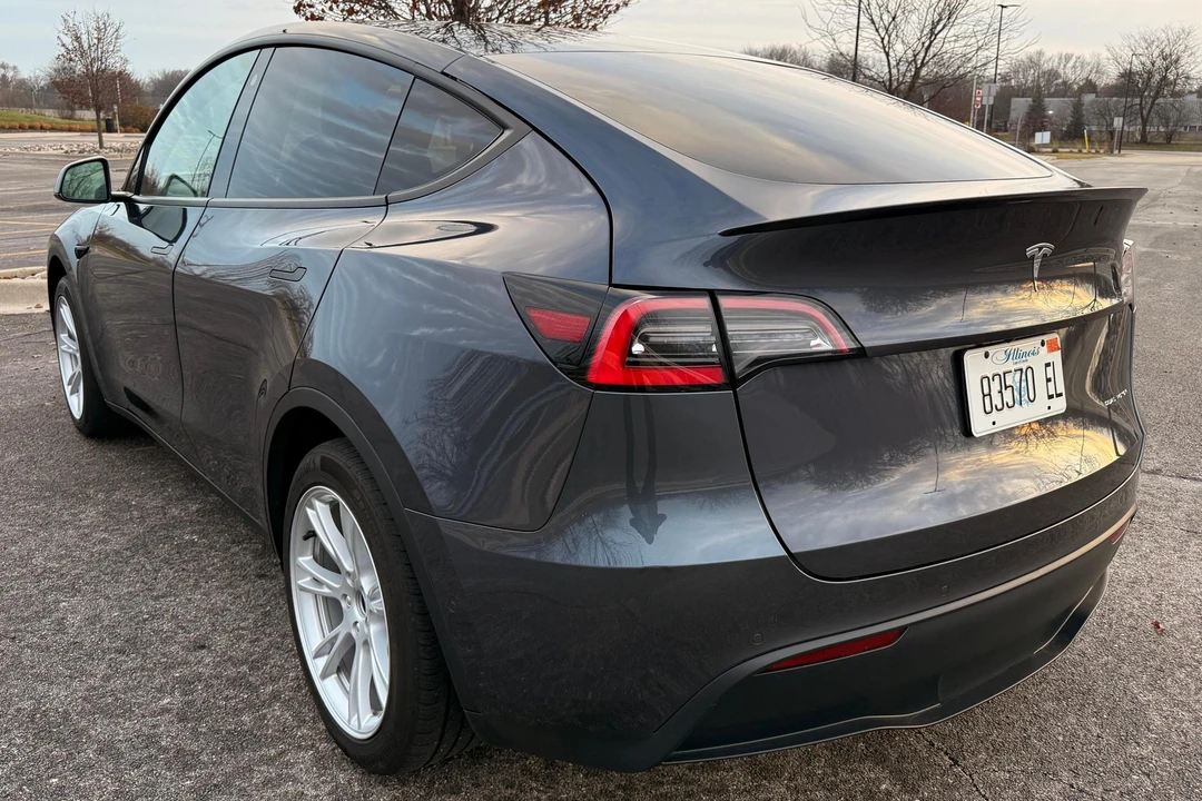 2021 Tesla Model Y - Image 4 of 31
