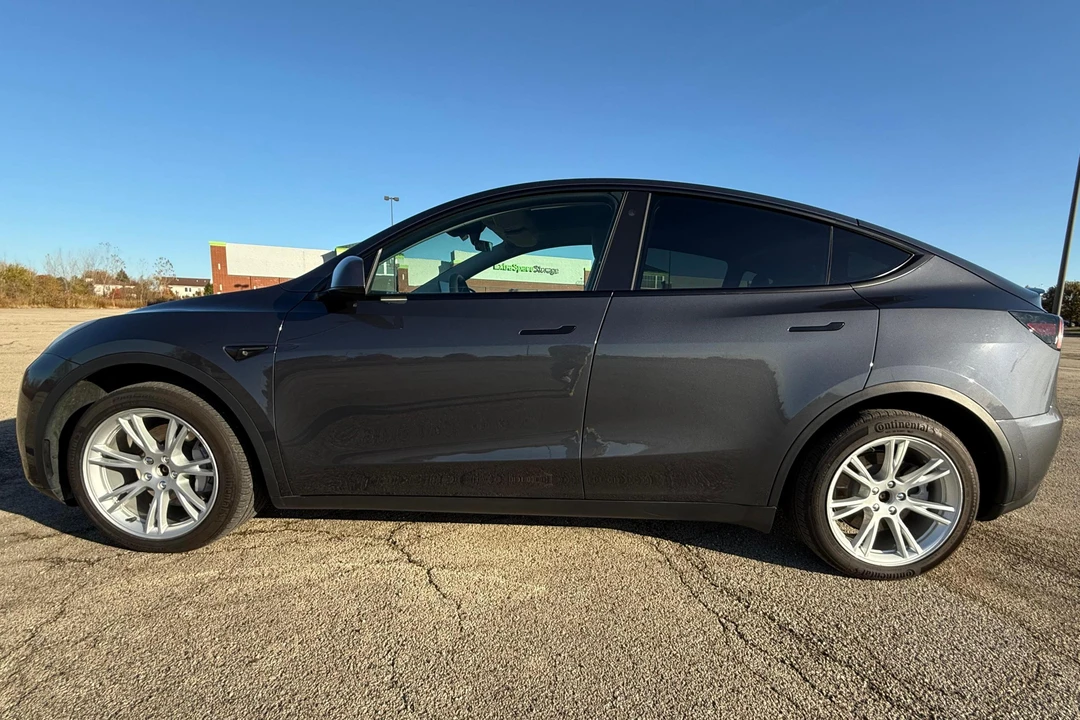2021 Tesla Model Y - Image 3 of 31
