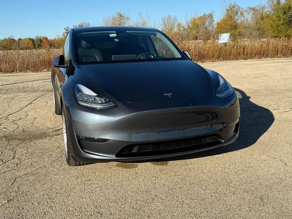 2021 Tesla Model Y - Image 29 of 31