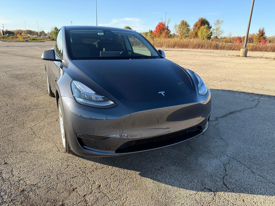 2021 Tesla Model Y - Image 28 of 31