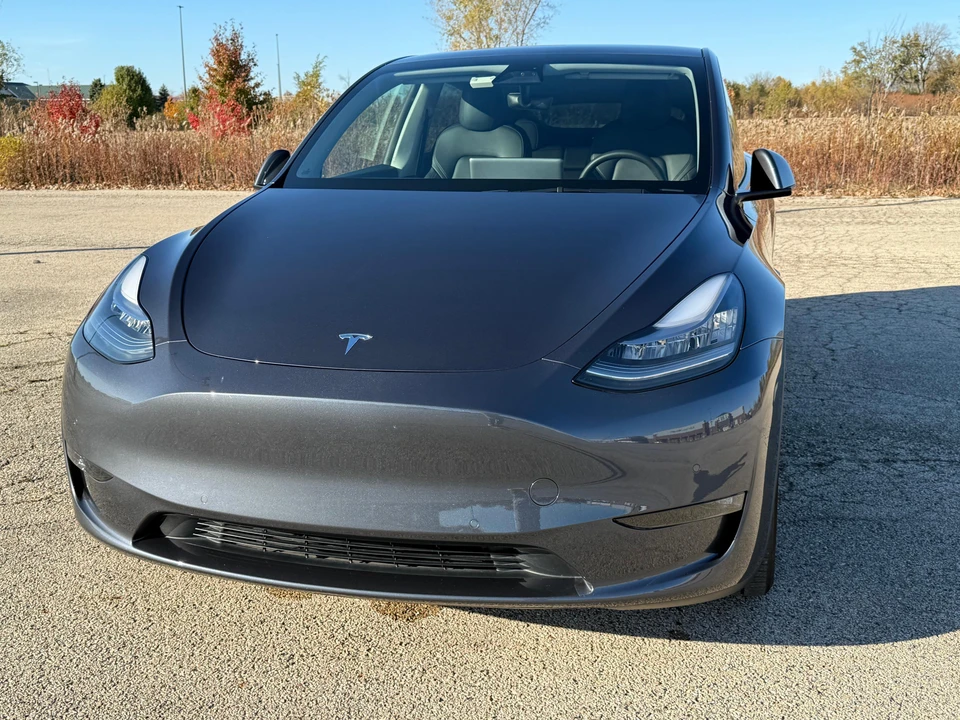 2021 Tesla Model Y - Image 8 of 31