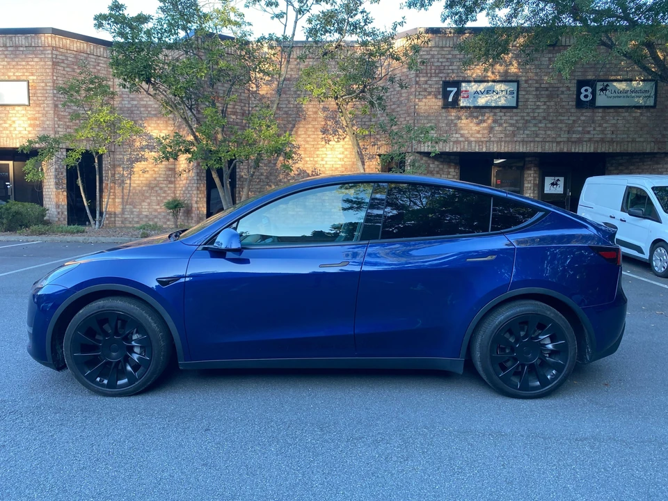 2021 Tesla Model Y - Image 15 of 31