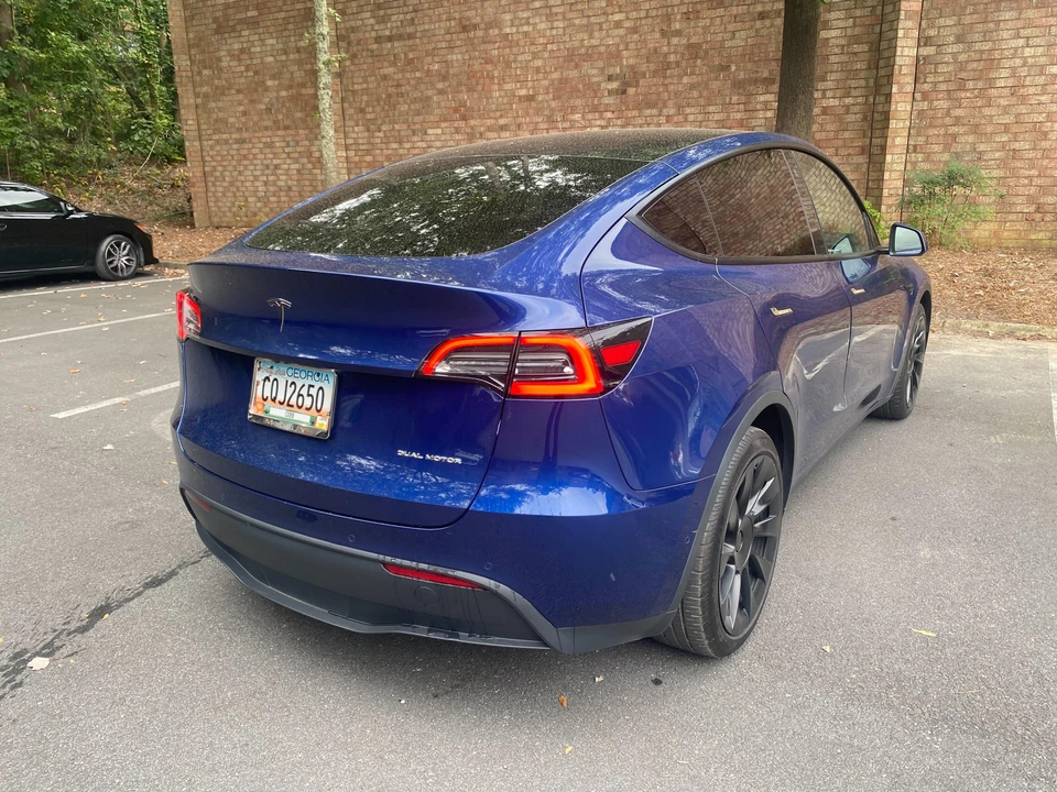 2021 Tesla Model Y - Image 23 of 31