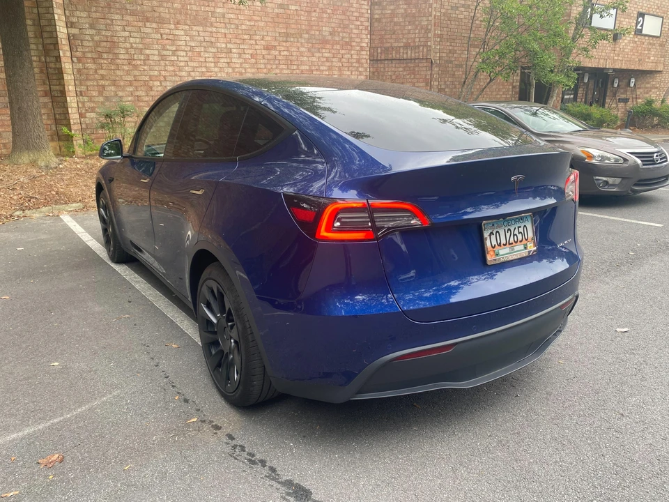 2021 Tesla Model Y - Image 19 of 31