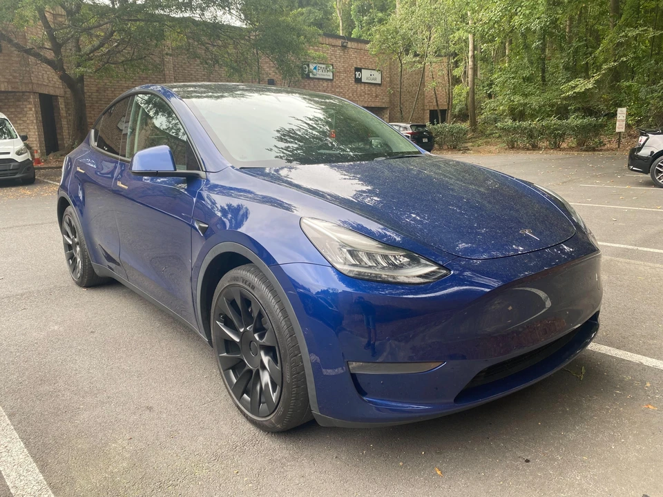2021 Tesla Model Y - Image 27 of 31