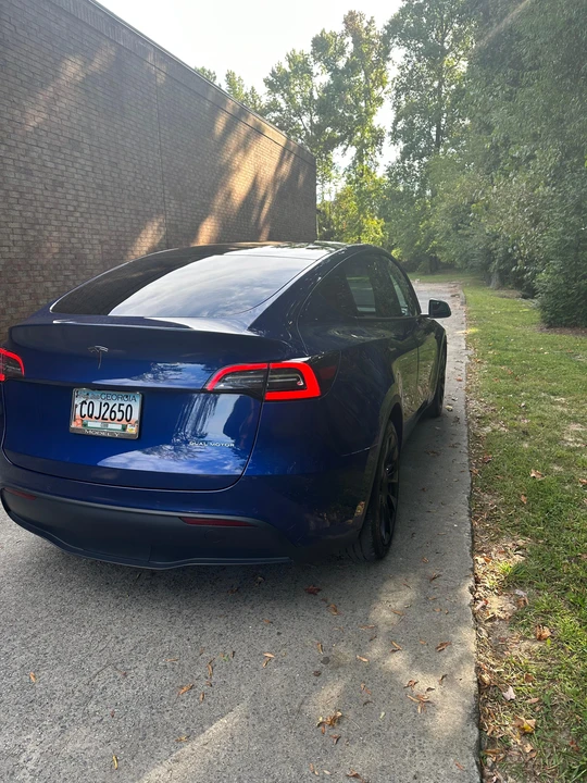 2021 Tesla Model Y - Image 24 of 31