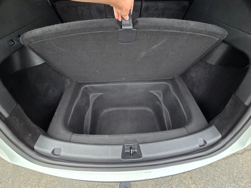 2021 Tesla Model Y - Image 13 of 20