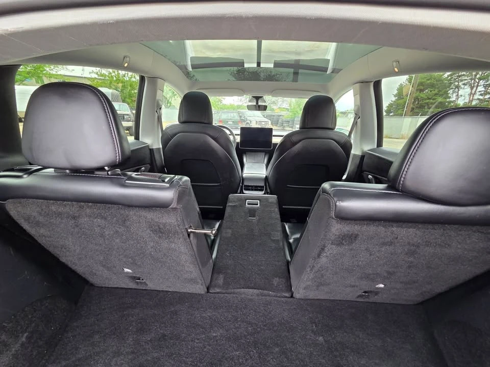 2021 Tesla Model Y - Image 14 of 20