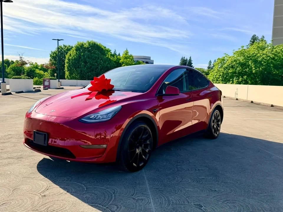 2021 Tesla Model Y - Image 8 of 19