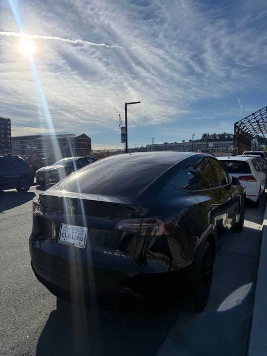 2021 Tesla Model Y - Image 3 of 5