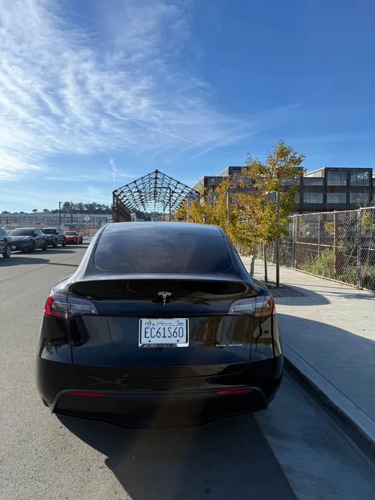 2021 Tesla Model Y - Image 4 of 5