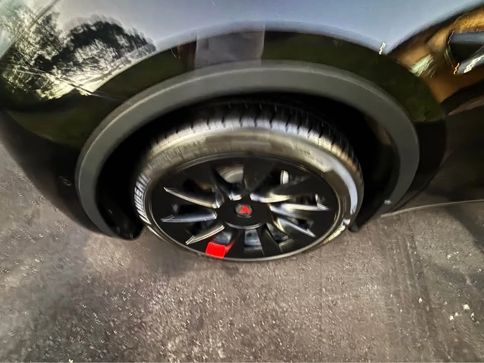2021 Tesla Model Y - Image 13 of 15