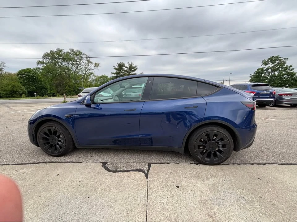 2021 Tesla Model Y - Image 8 of 13