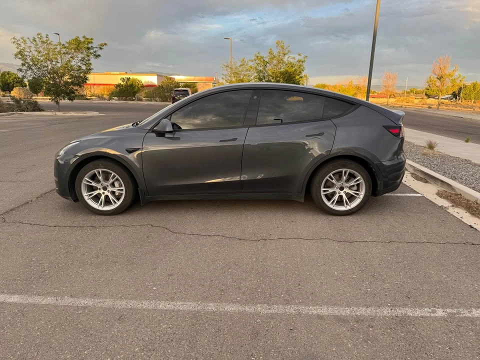 2021 Tesla Model Y - Image 6 of 9