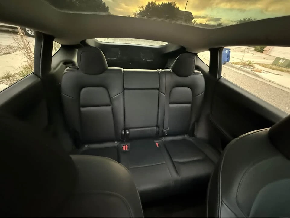 2021 Tesla Model Y - Image 8 of 9