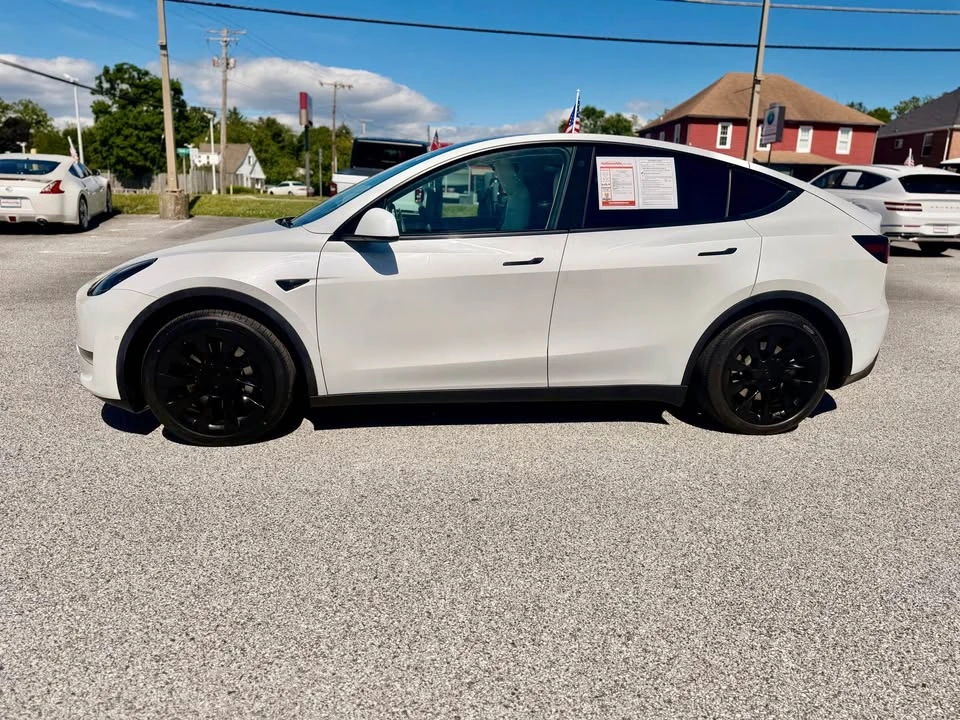 2021 Tesla Model Y - Image 5 of 16