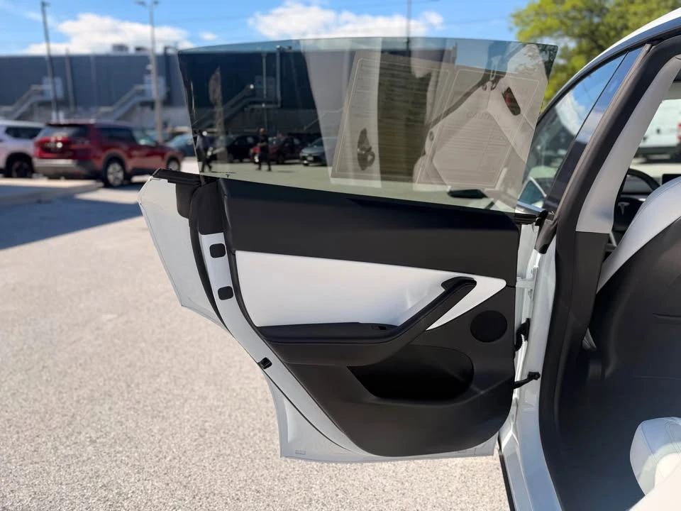 2021 Tesla Model Y - Image 10 of 16
